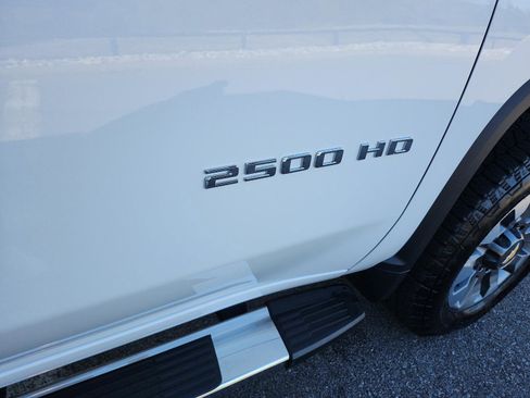 Certified 2024 Chevrolet Silverado 2500 LT image 8