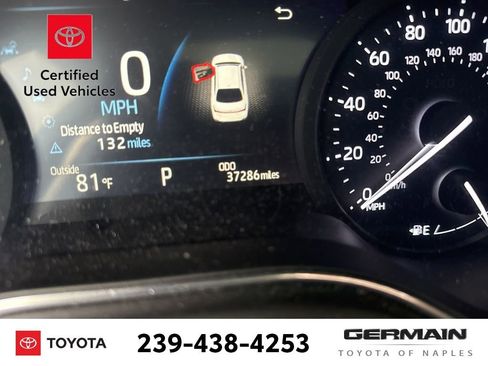 Certified 2019 Toyota Avalon XLE w/ Moonroof Package image 21