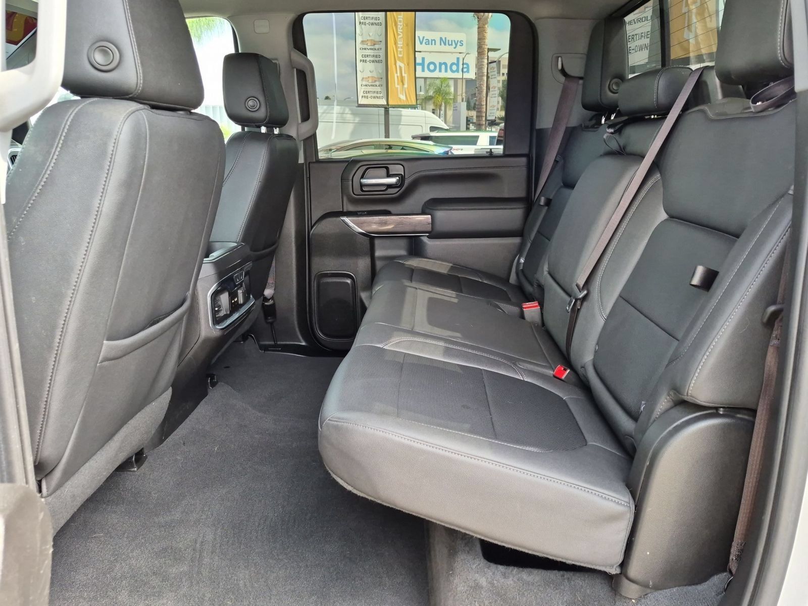 Used 2023 Chevrolet Silverado 3500 LTZ w/ LTZ Plus Package AWD/4WD image 24