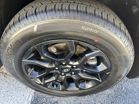 Used 2022 Hyundai Santa Fe XRT image 6