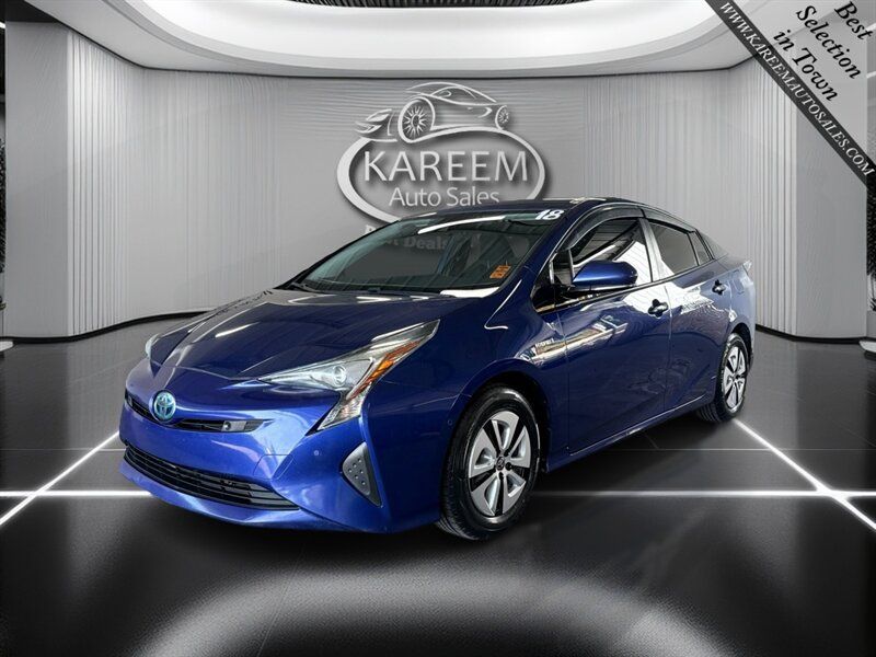 Used 2018 Toyota Prius Three FWD image 1