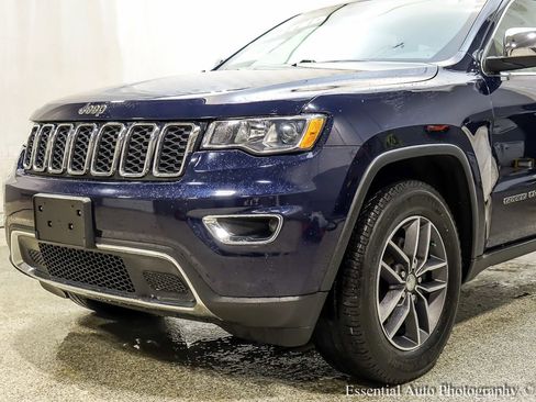 Used 2018 Jeep Grand Cherokee Limited image 4