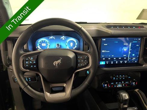Certified 2025 Ford Bronco Badlands AWD/4WD image 5