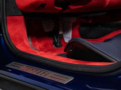 Used 2024 Ferrari 296 GTS image 33