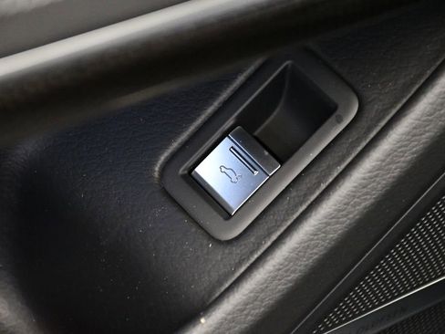 New 2025 Audi S8 image 34