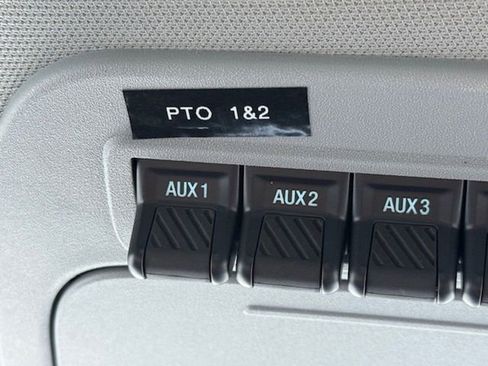 New 2025 Ford F550 4x4 Regular Cab Super Duty image 27