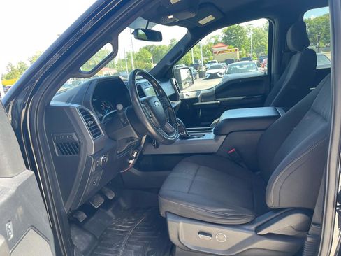 Used 2017 Ford F150 XLT w/ Equipment Group 301A Mid AWD/4WD image 16