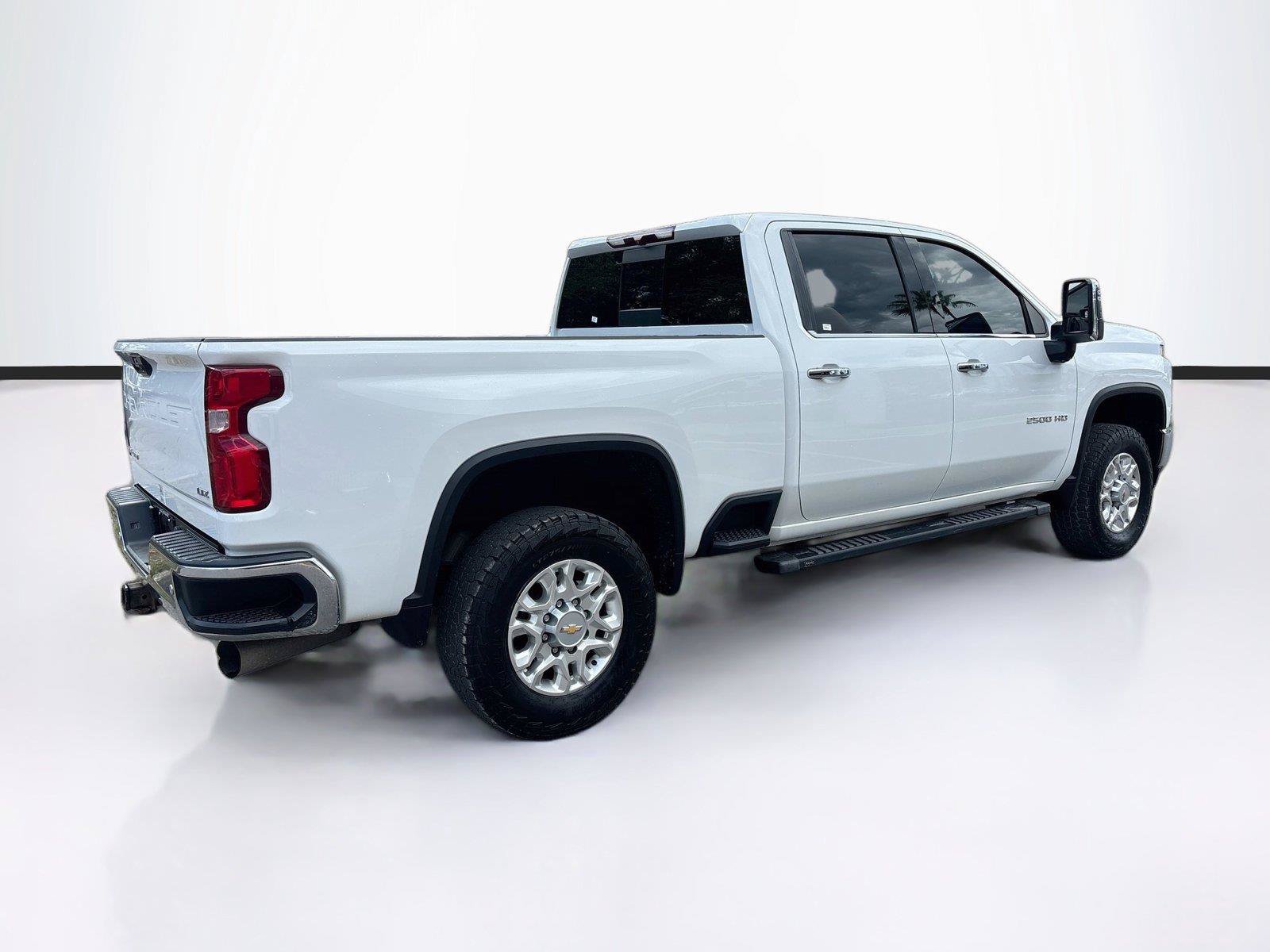 Used 2023 Chevrolet Silverado 2500 LTZ w/ LTZ Plus Package AWD/4WD image 7