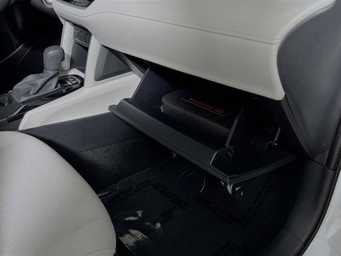 Used 2024 Toyota Corolla Cross L image 35