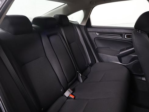 Used 2023 Honda Civic EX image 32