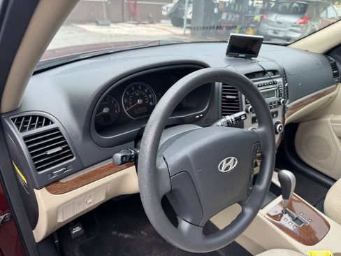 Used 2008 Hyundai Santa Fe GLS FWD image 12