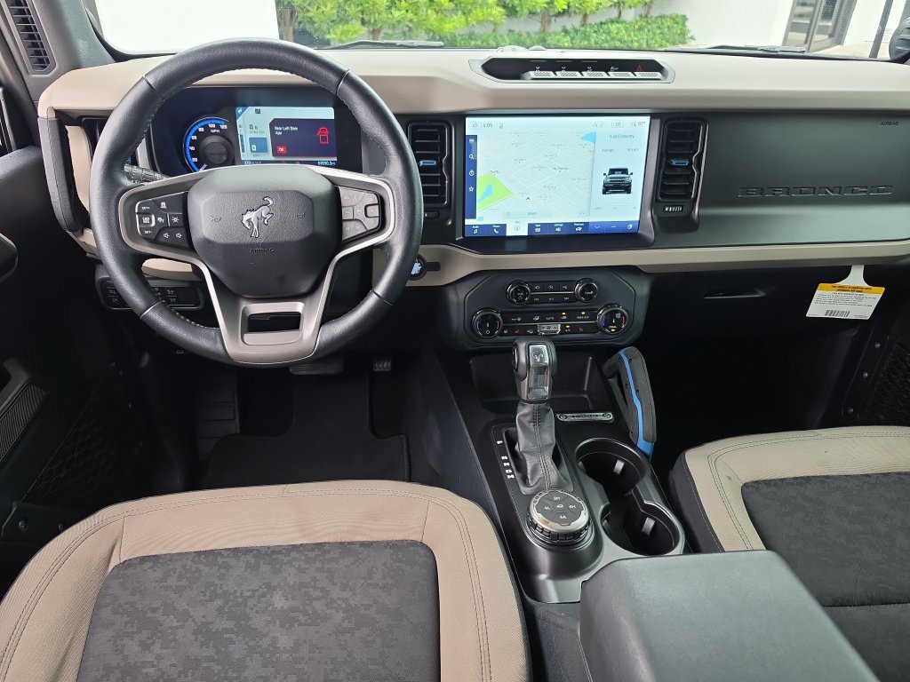 Used 2022 Ford Bronco Wildtrak AWD/4WD image 15