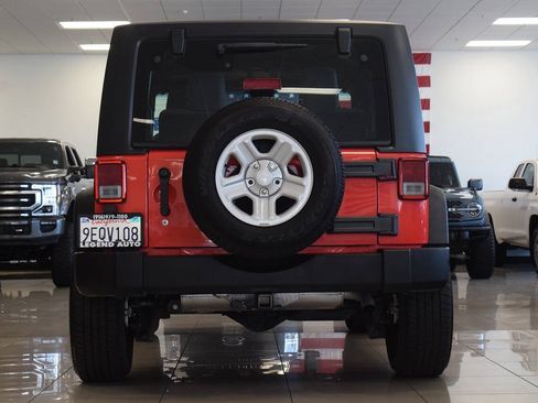 Used 2013 Jeep Wrangler Sport AWD/4WD image 6
