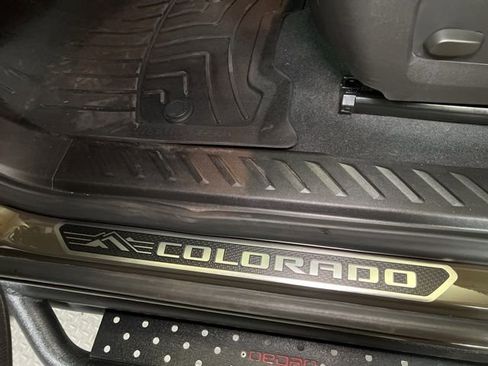 Used 2024 Chevrolet Colorado ZR2 w/ Technology Package image 52