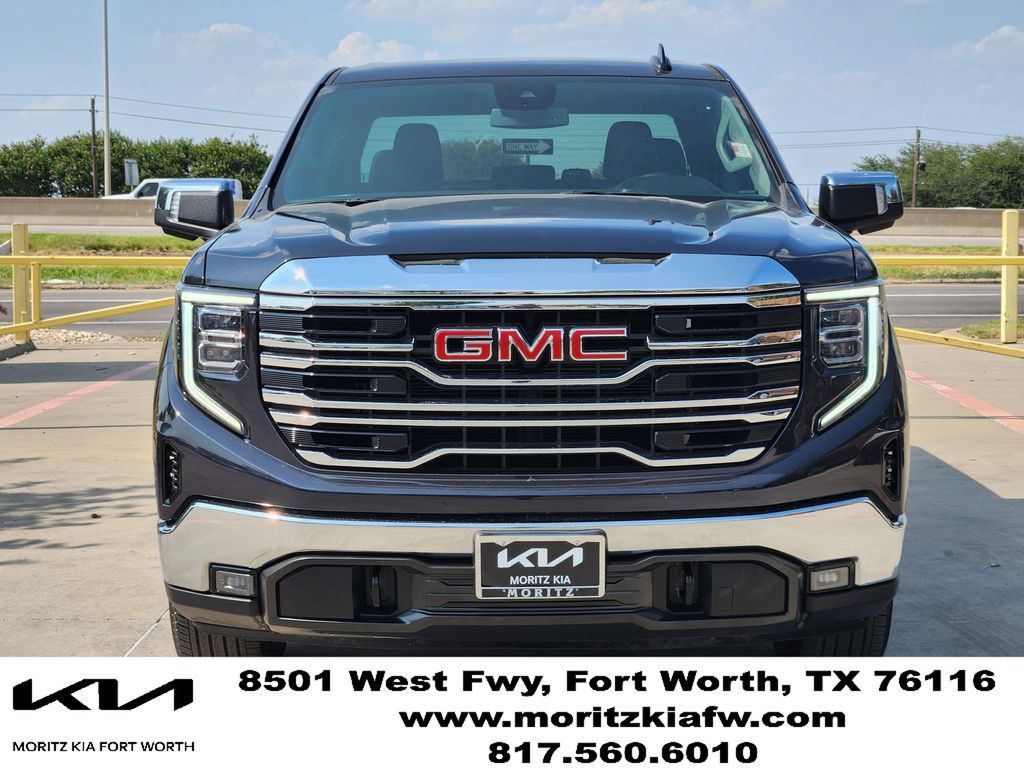 Used 2026 GMC Sierra 1500 SLT RWD image 2
