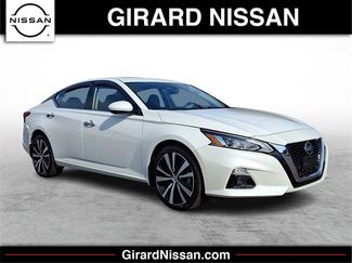 Used 2021 Nissan Altima 2.5 Platinum video 1