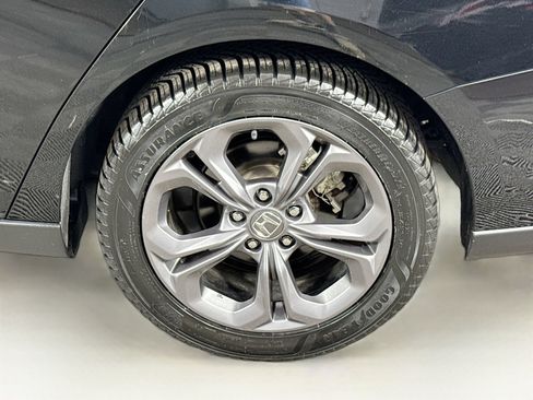 Used 2023 Honda Accord EX image 9