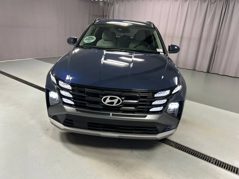Used 2025 Hyundai Tucson SEL FWD image 2