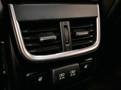 Used 2021 Subaru Outback Touring image 32