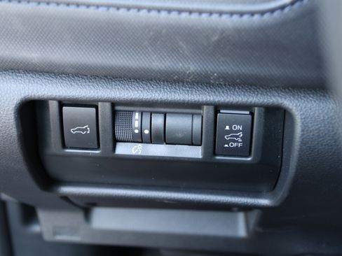 Used 2025 Subaru Forester Limited w/ Popular Package #1 AWD/4WD image 15