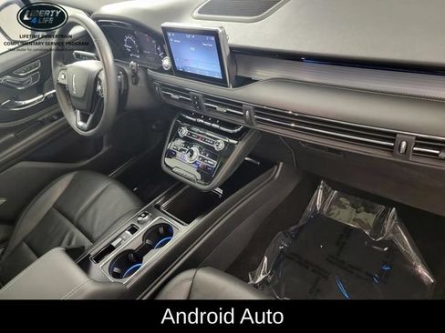 Used 2022 Lincoln Corsair AWD w/ Premium Package image 21