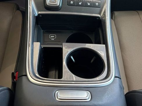 Used 2023 Hyundai Santa Fe Limited w/ Cargo Package AWD/4WD image 6