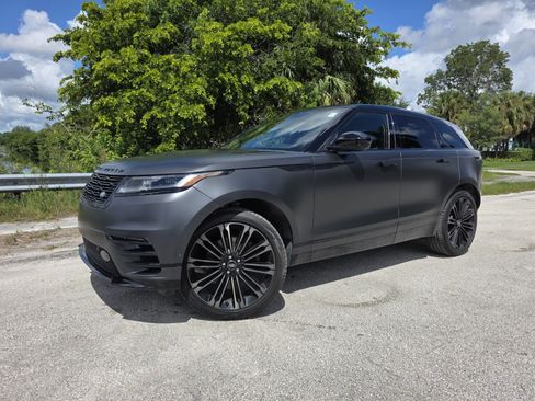 Used 2026 Land Rover Range Rover Velar Belgravia AWD/4WD image 1