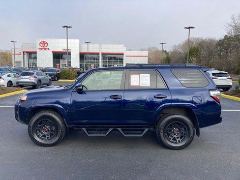 Certified 2021 Toyota 4Runner Venture w/ Moonroof Package AWD/4WD image 2
