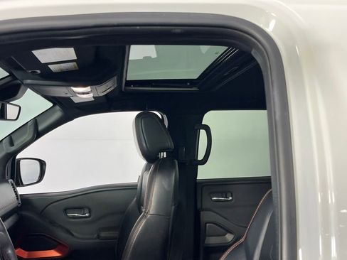 Used 2023 Nissan Frontier PRO-4X w/ Pro-4X Premium Package image 23