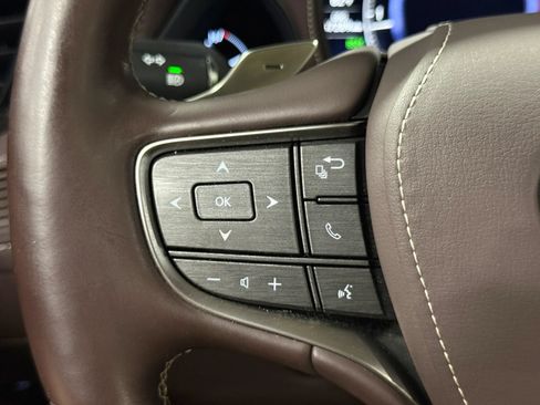 Used 2018 Lexus LS 500 AWD w/ Interior Upgrade Package image 25