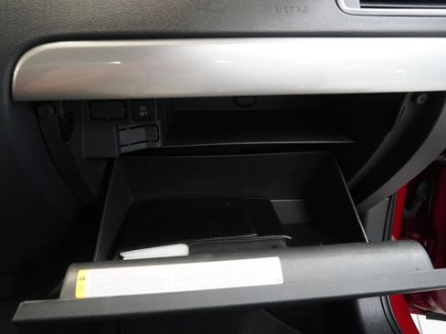 Used 2017 Volkswagen Jetta SE FWD image 37