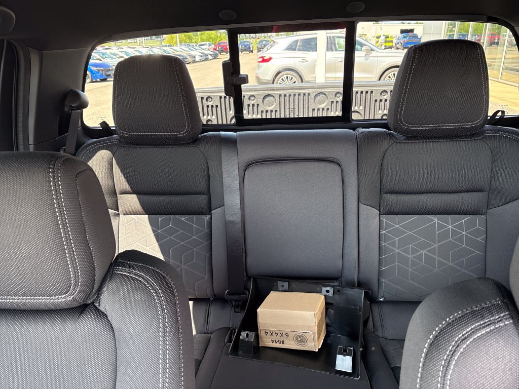 New 2026 Nissan Frontier SV w/ SV Convenience Package AWD/4WD image 36