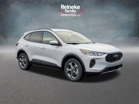 New 2026 Ford Escape ST-Line Select w/ Equipment Group 401A image 3