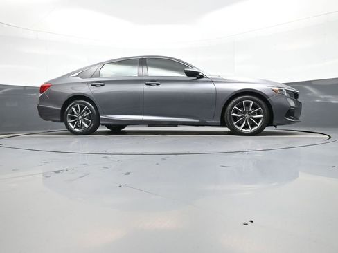 Certified 2021 Honda Accord EX-L image 29