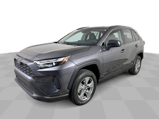 Used 2025 Toyota RAV4 LE AWD/4WD image 1
