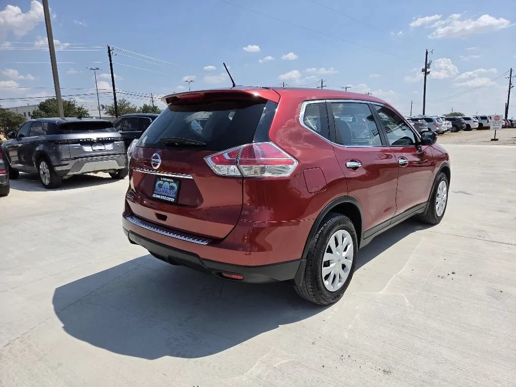 Used 2015 Nissan Rogue S FWD image 5