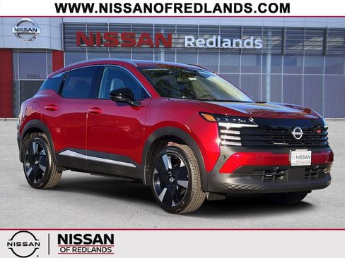 New 2026 Nissan Kicks SR w/ SR Premium Package FWD image 1