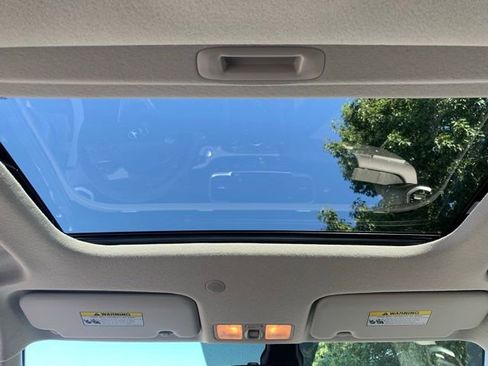 New 2025 Hyundai Venue SEL image 11