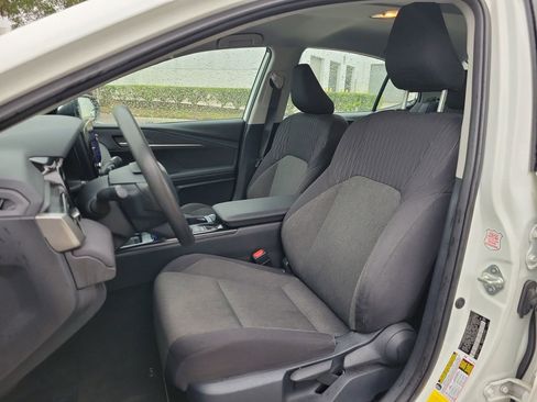 Used 2025 Toyota Camry LE FWD image 17