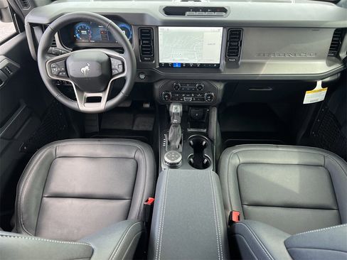 New 2026 Ford Bronco Big Bend w/ Black Diamond Package image 2