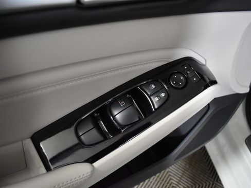 Certified 2023 Nissan Altima 2.5 SL image 8