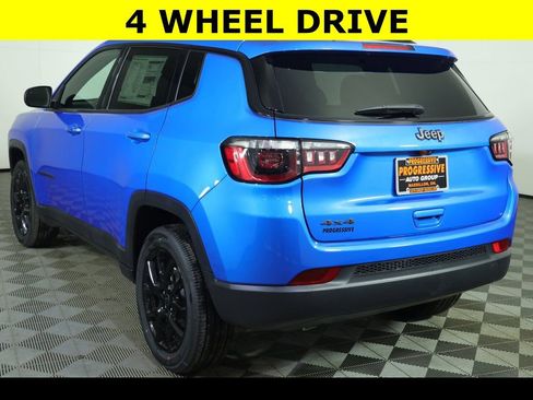 New 2026 Jeep Compass Latitude image 6