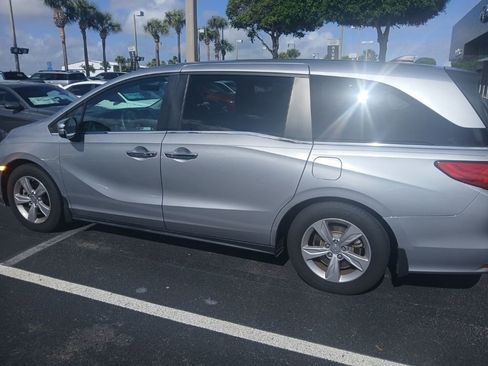 Used 2019 Honda Odyssey EX-L image 3