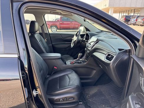 Used 2020 Chevrolet Equinox Premier image 15