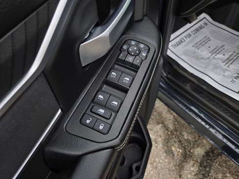 New 2026 RAM 2500 Big Horn AWD/4WD image 11
