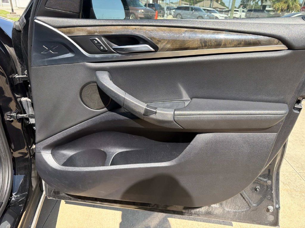 Used 2019 BMW X3 sDrive30i w/ Convenience Package RWD image 16