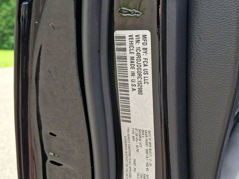 Used 2024 Dodge Durango GT AWD/4WD image 28