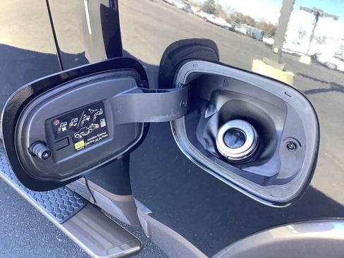 Used 2021 RAM 1500 Limited image 25