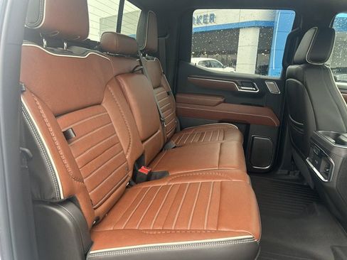 Used 2024 GMC Sierra 1500 Denali Ultimate AWD/4WD image 13