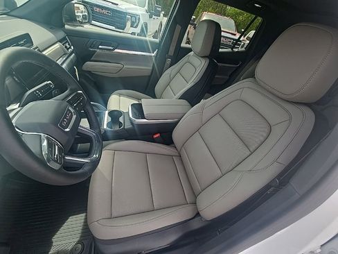 New 2026 GMC Terrain Elevation w/ Elevation Premium Package image 13